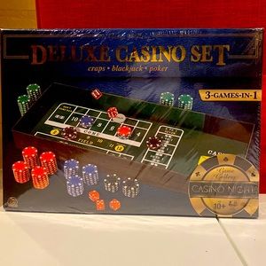 *SEALED* Deluxe Casino Set: 3-Games-In-1, Craps, Blackjack, Poker